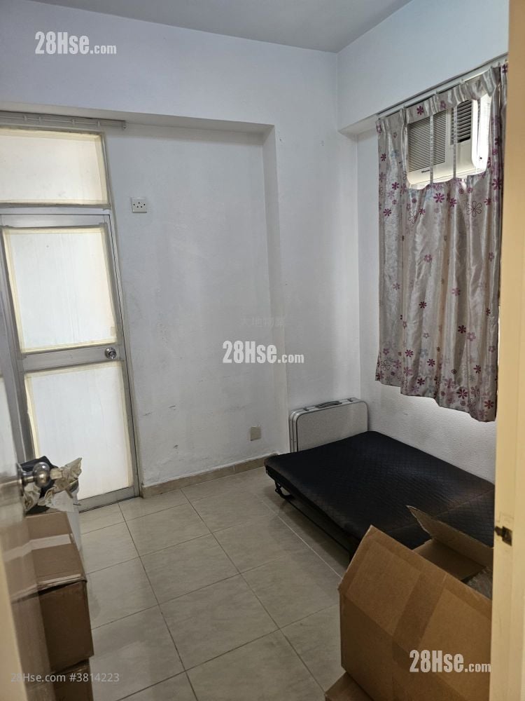 盛發大廈 售盤 2 房 , 1 浴室 376 平方呎