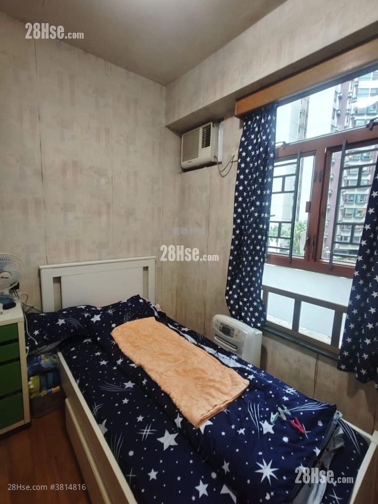 蔚翠花园 售盘 3 房 716 平方尺