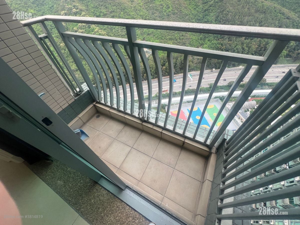 露台: 映灣園 租盤 2 房 , 1 浴室 553 平方呎