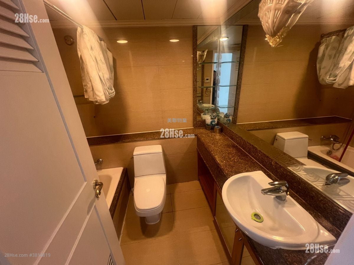 浴室: 映灣園 租盤 2 房 , 1 浴室 553 平方呎