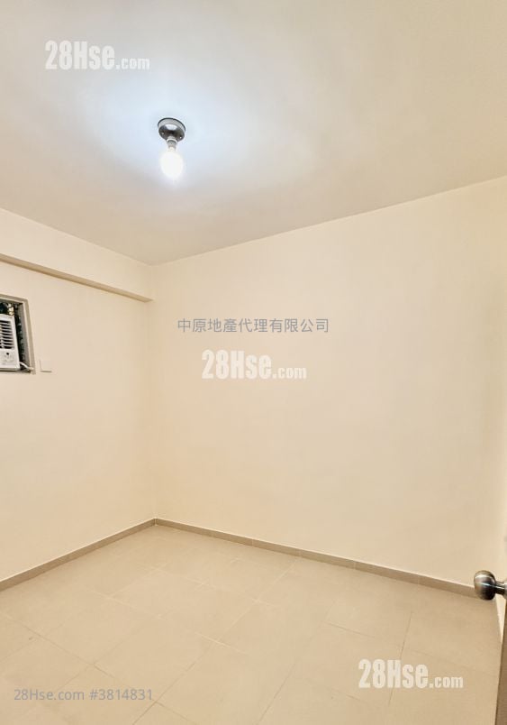 Broadview Garden Sell 2 Bedrooms 504 ft²