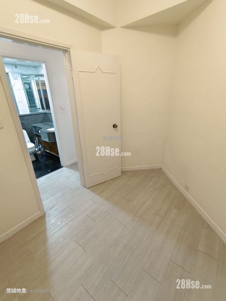 浪翠园 租盘 4 房 , 2 浴室 747 平方尺