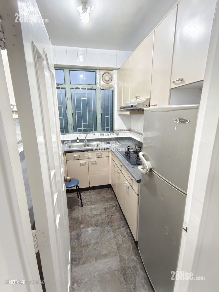 浪翠园 租盘 4 房 , 2 浴室 747 平方尺