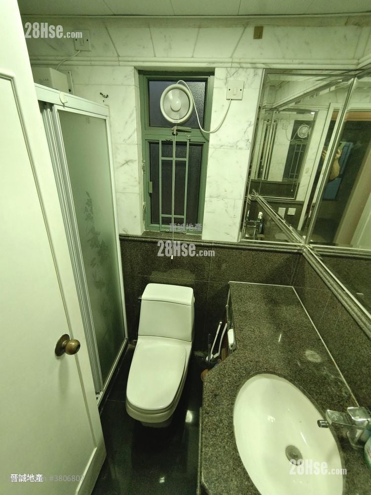 浪翠园 租盘 4 房 , 2 浴室 747 平方尺