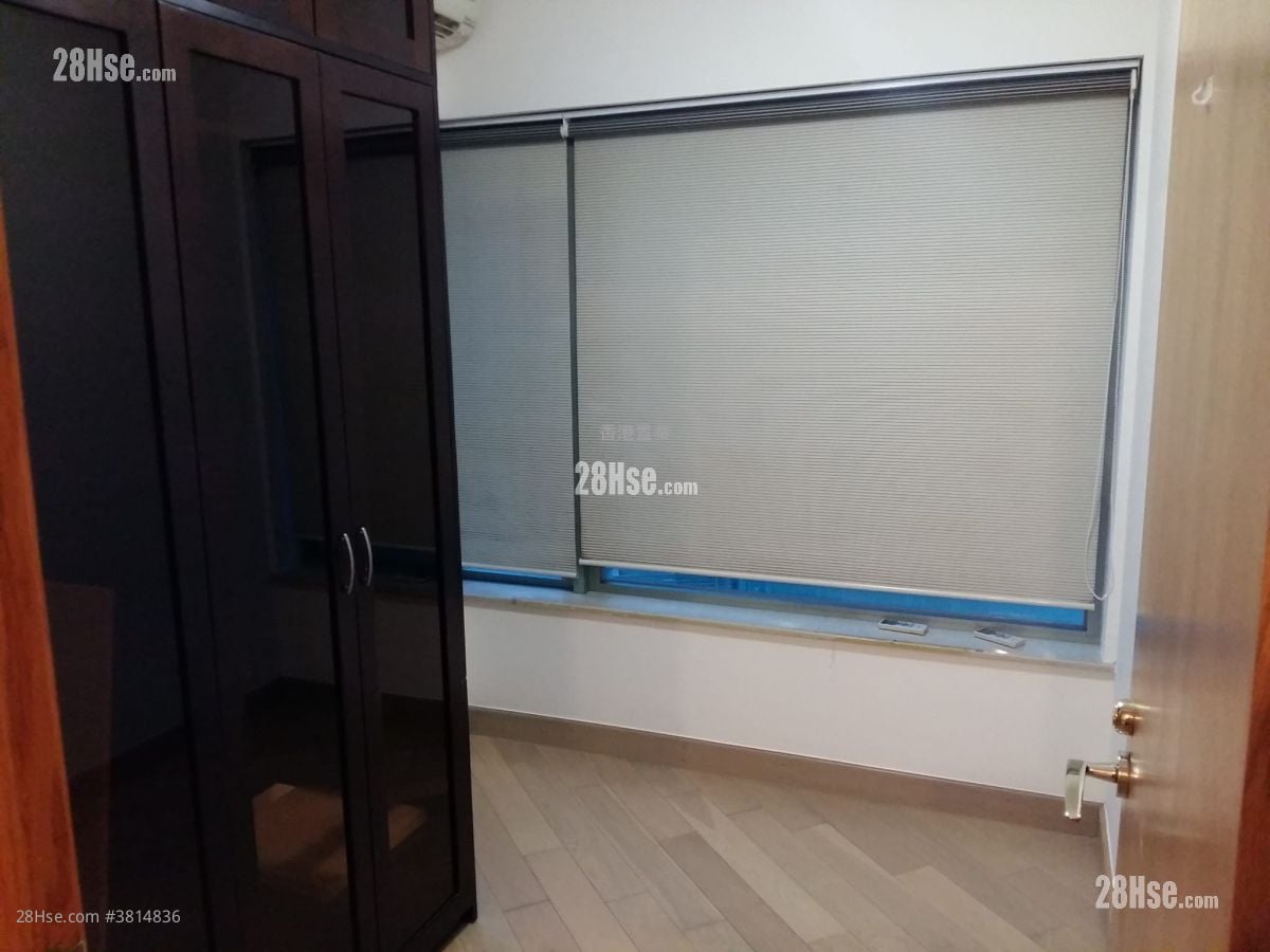 Park Island Sell 2 Bedrooms , 1 Bathroom 574 ft²