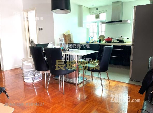 Tai Po Village House Sell 3 Bedrooms , 1 Bathroom