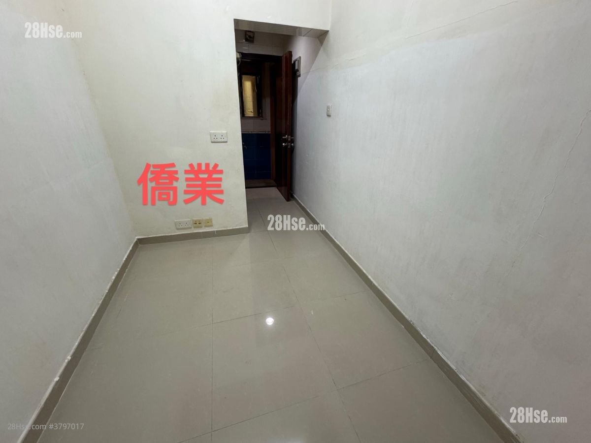 Kiu Yip Mansion Rental 110 ft²