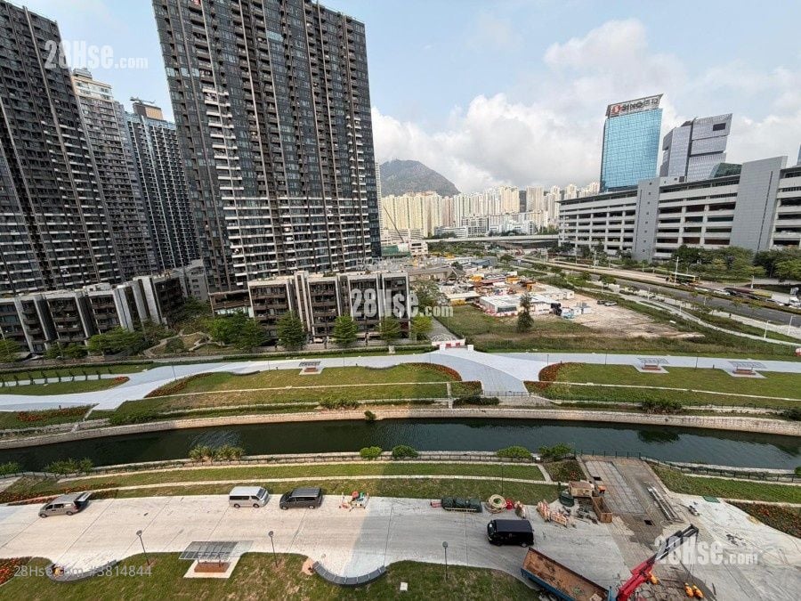 Monaco Sell 2 Bedrooms , 1 Bathroom 446 ft²