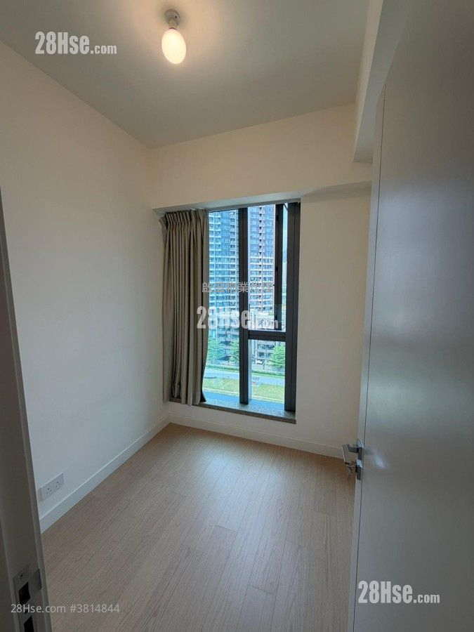 Monaco Sell 2 Bedrooms , 1 Bathroom 446 ft²