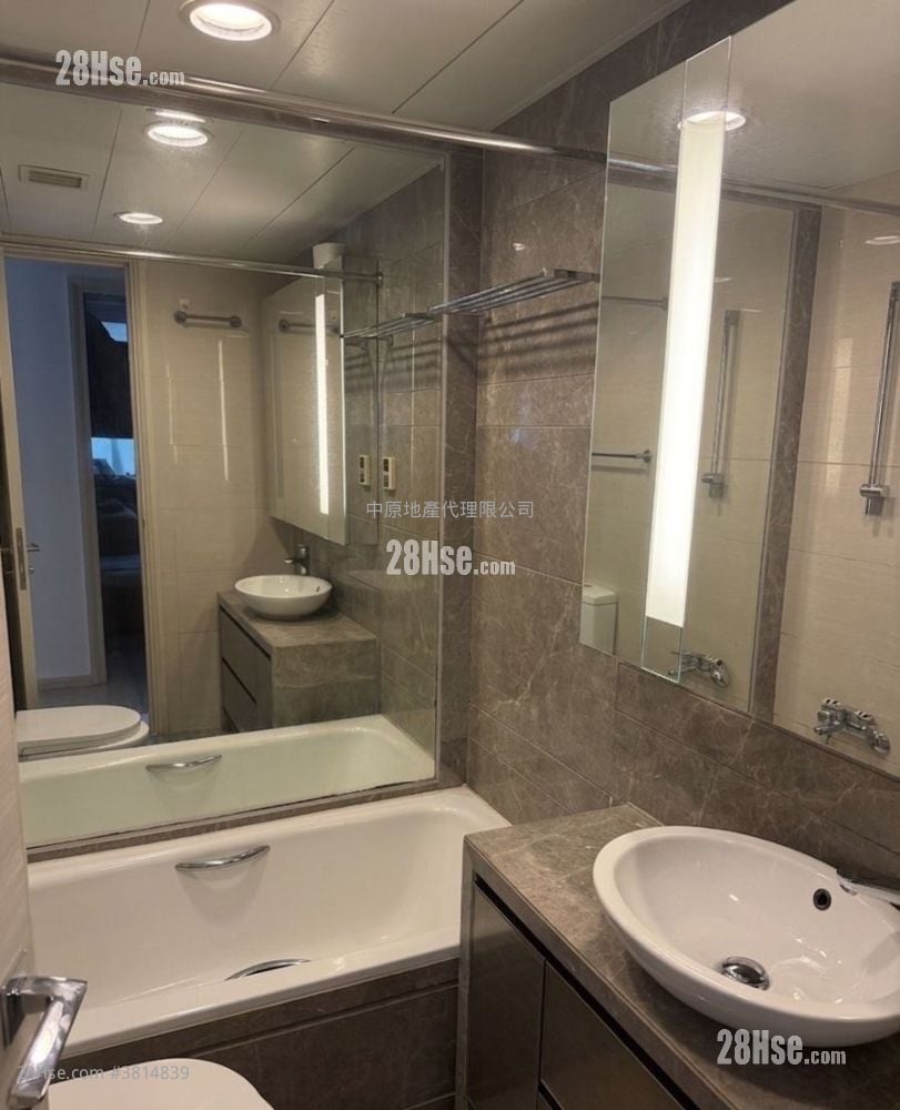 Yuccie Square Sell 3 Bedrooms , 2 Bathrooms 643 ft²