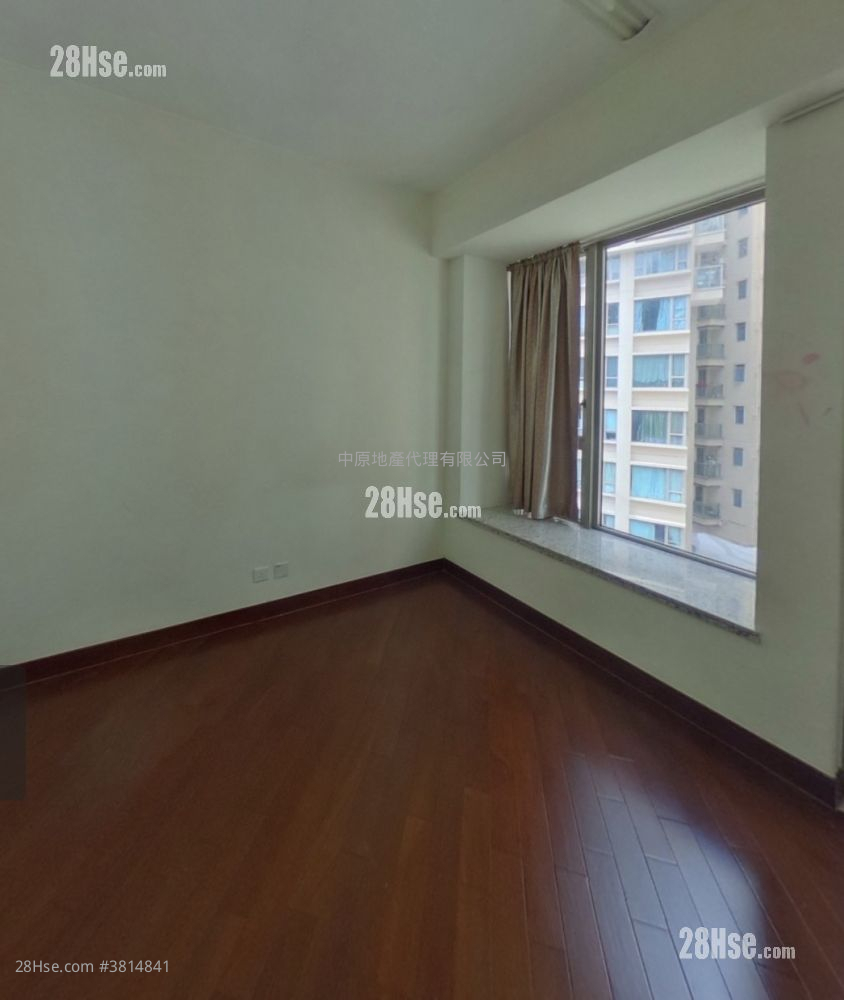 逸珑湾 租盘 2 房 600 平方尺