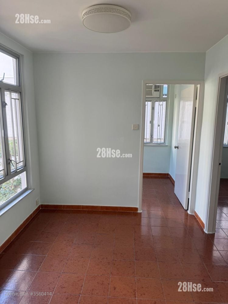 渔晖苑 租盘 2 房 , 1 浴室 384 平方尺