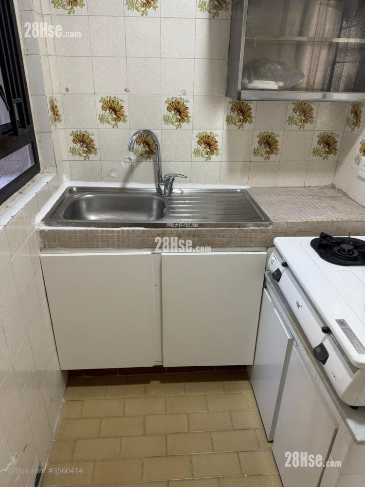 渔晖苑 租盘 2 房 , 1 浴室 384 平方尺