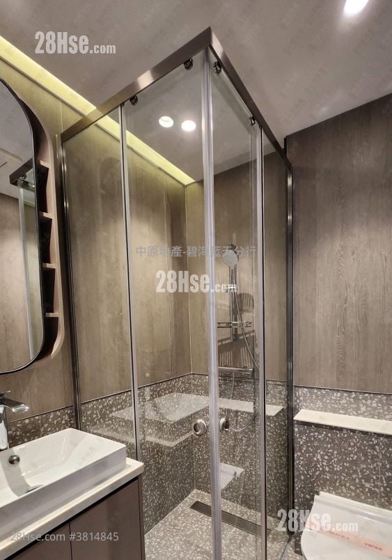 Bondlane Sell Studio , 1 Bathroom 213 ft²