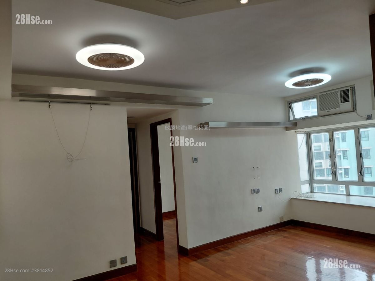 Greenfield Garden Rental 2 Bedrooms , 1 Bathroom 450 ft²