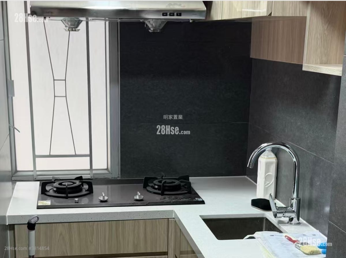 富达大厦 租盘 2 房 , 1 浴室 318 平方尺