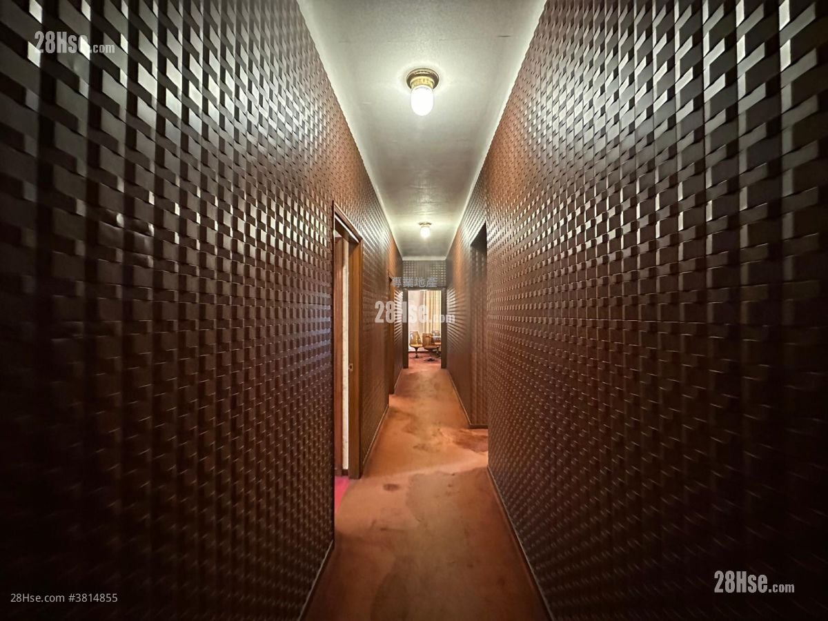 寶雲大廈 售盤 5+ 房 , 2 浴室 3,273 平方呎