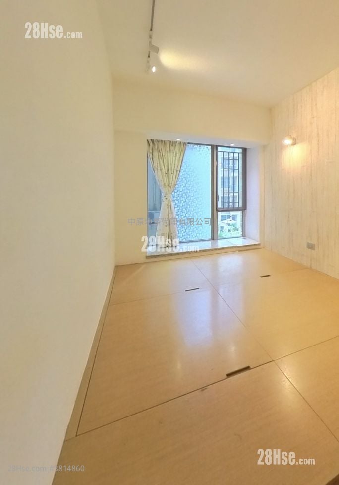 Mayfair By The Sea Rental 1,400 ft²