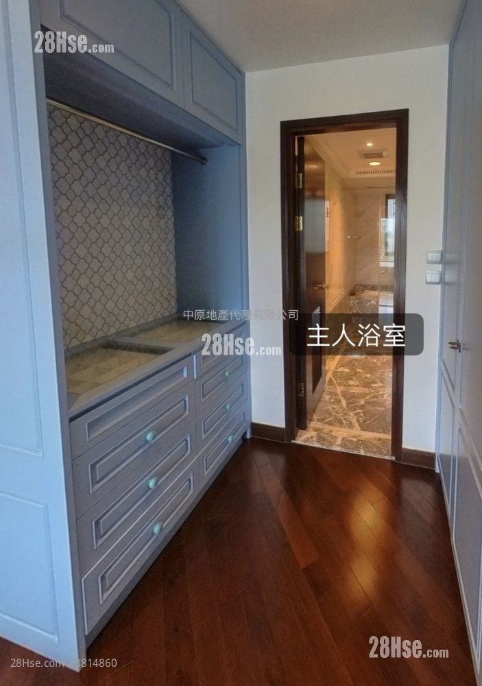 Mayfair By The Sea Rental 1,400 ft²