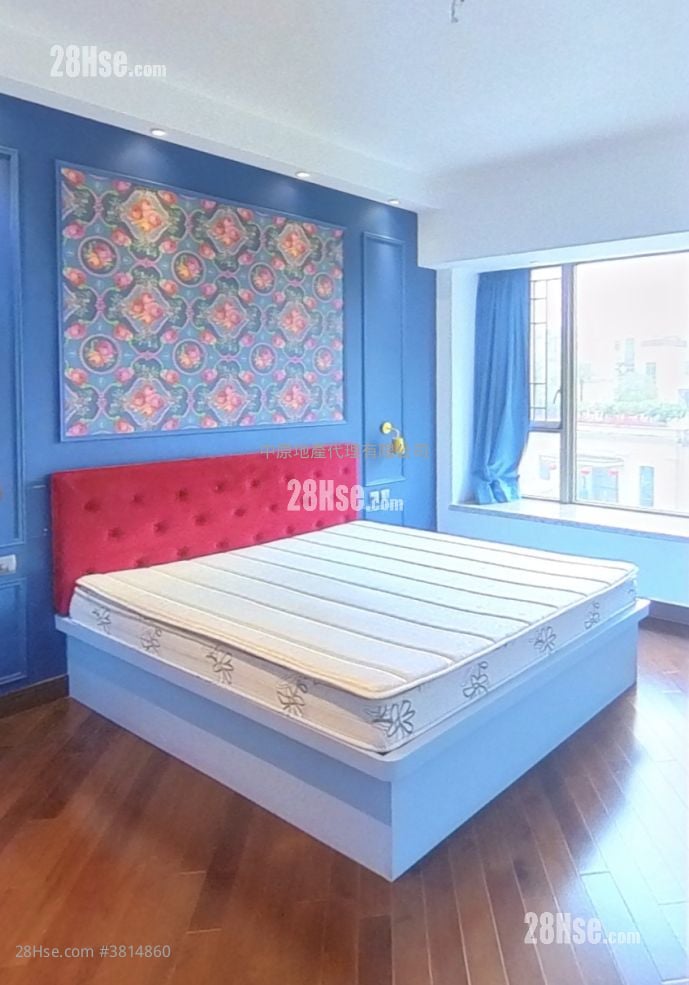 Mayfair By The Sea Rental 1,400 ft²