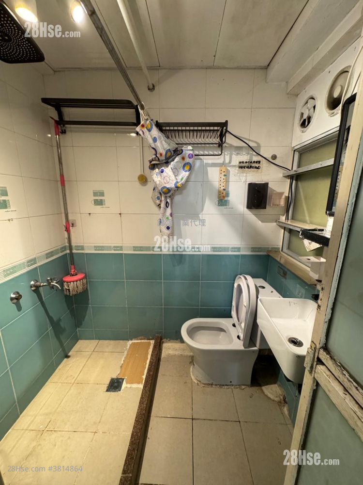 On Wo Gardens Rental 2 Bedrooms , 1 Bathroom 363 ft²