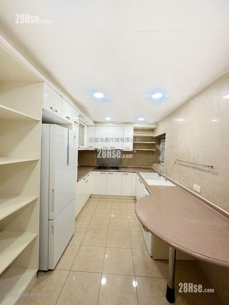 海逸豪园 租盘 4 房 , 2 浴室 1,113 平方尺