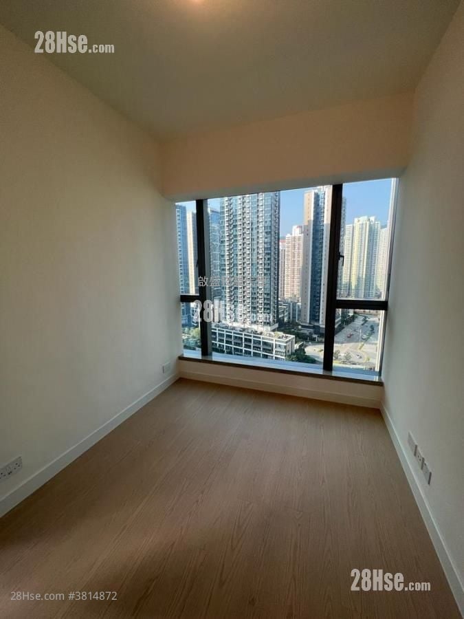 Monaco 售盤 3 房 , 2 浴室 727 平方呎