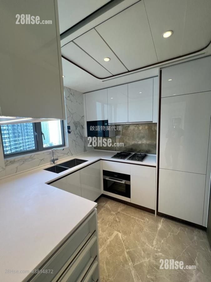 Monaco 售盤 3 房 , 2 浴室 727 平方呎