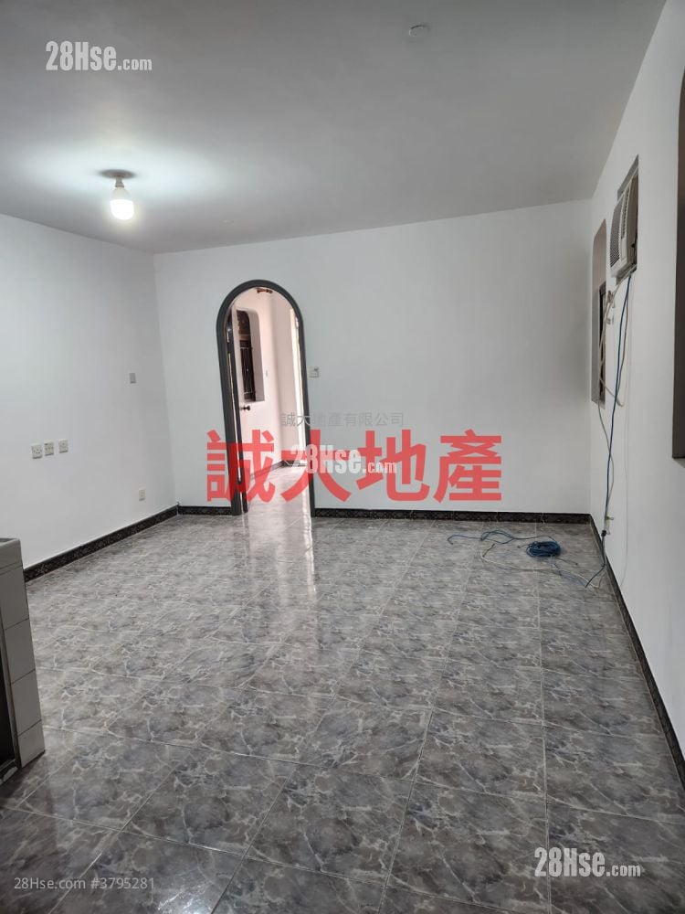 Village Rental 1 Bedroom , 1 Bathroom 400 ft²