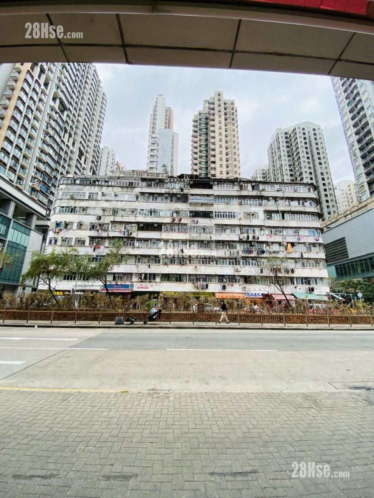 Chinese Mansion Sell 3 Bedrooms , 3 Bathrooms 797 ft²