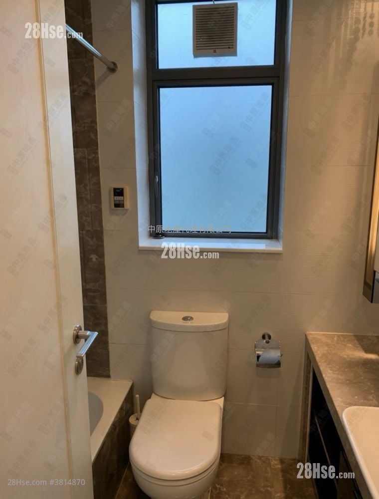 Crown By The Sea Sell 3 Bedrooms 1,026 ft²