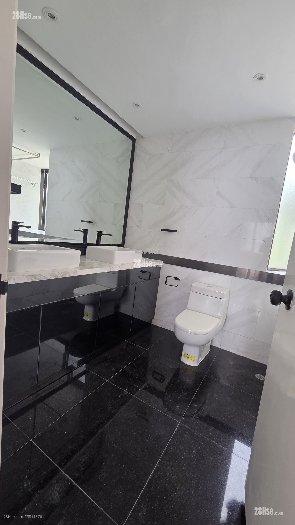 South Bay Towers Rental 3 Bedrooms , 3 Bathrooms 2,143 ft²