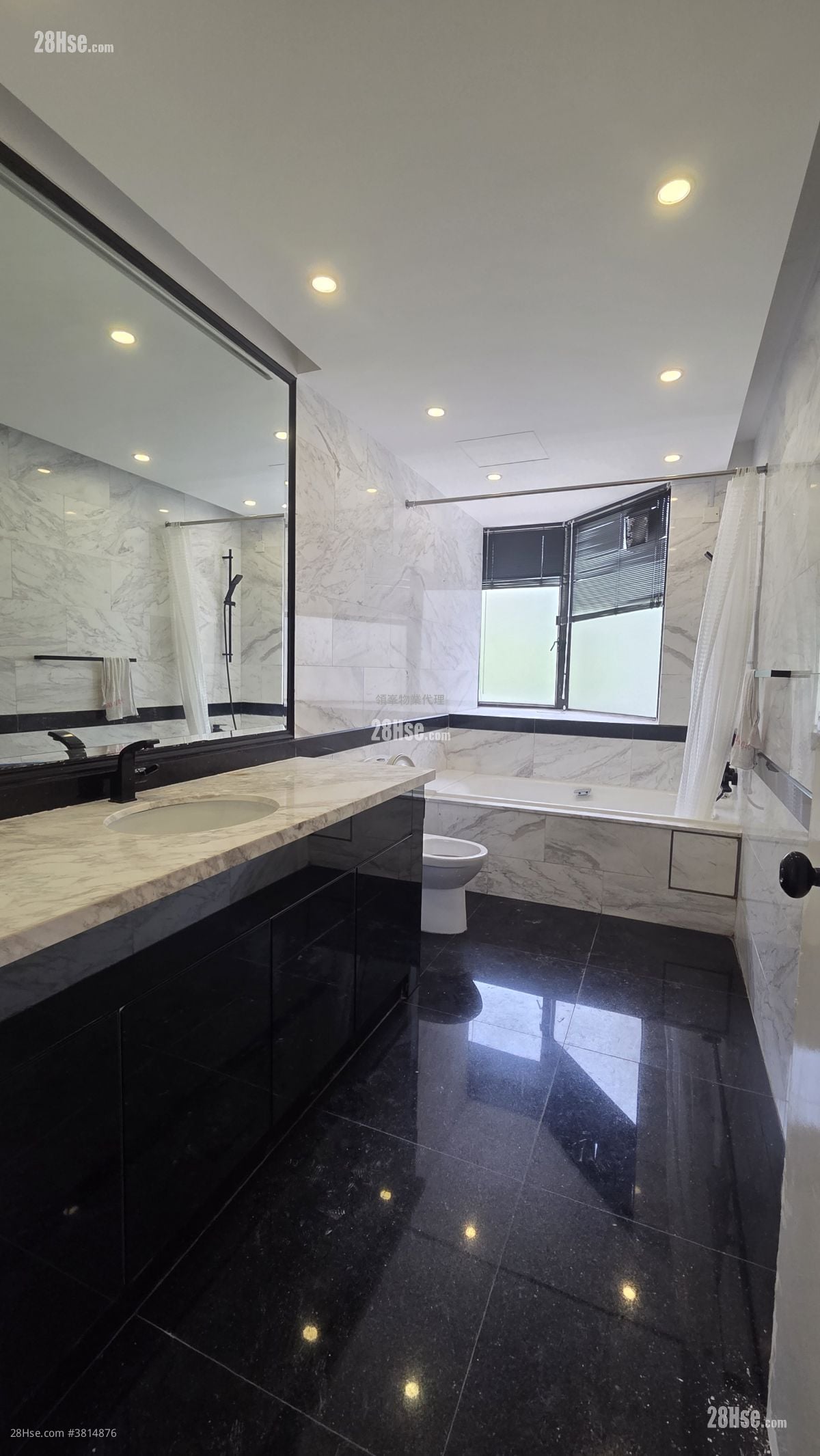 South Bay Towers Rental 3 Bedrooms , 3 Bathrooms 2,143 ft²