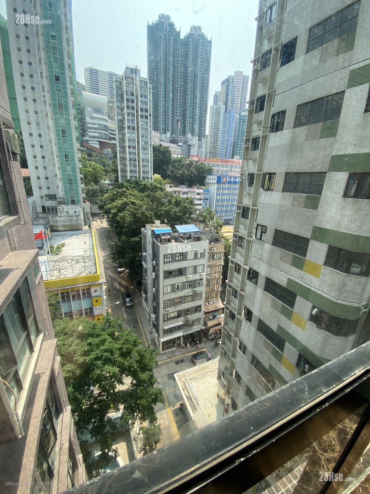 Rich View Terrace Rental 2 Bedrooms , 1 Bathroom 393 ft²