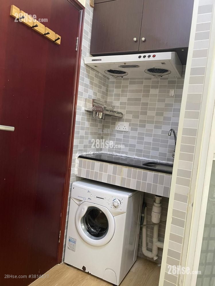 文績大廈 租盤 120 平方呎