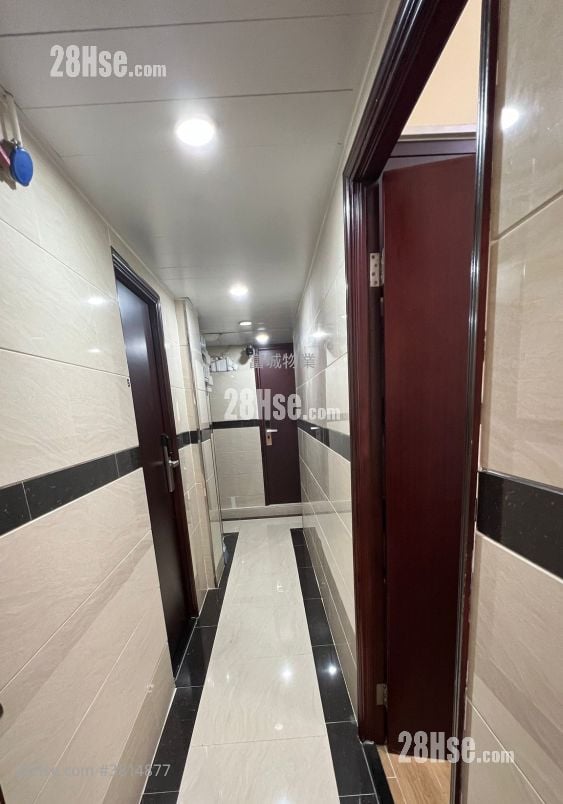 文績大廈 租盤 120 平方呎