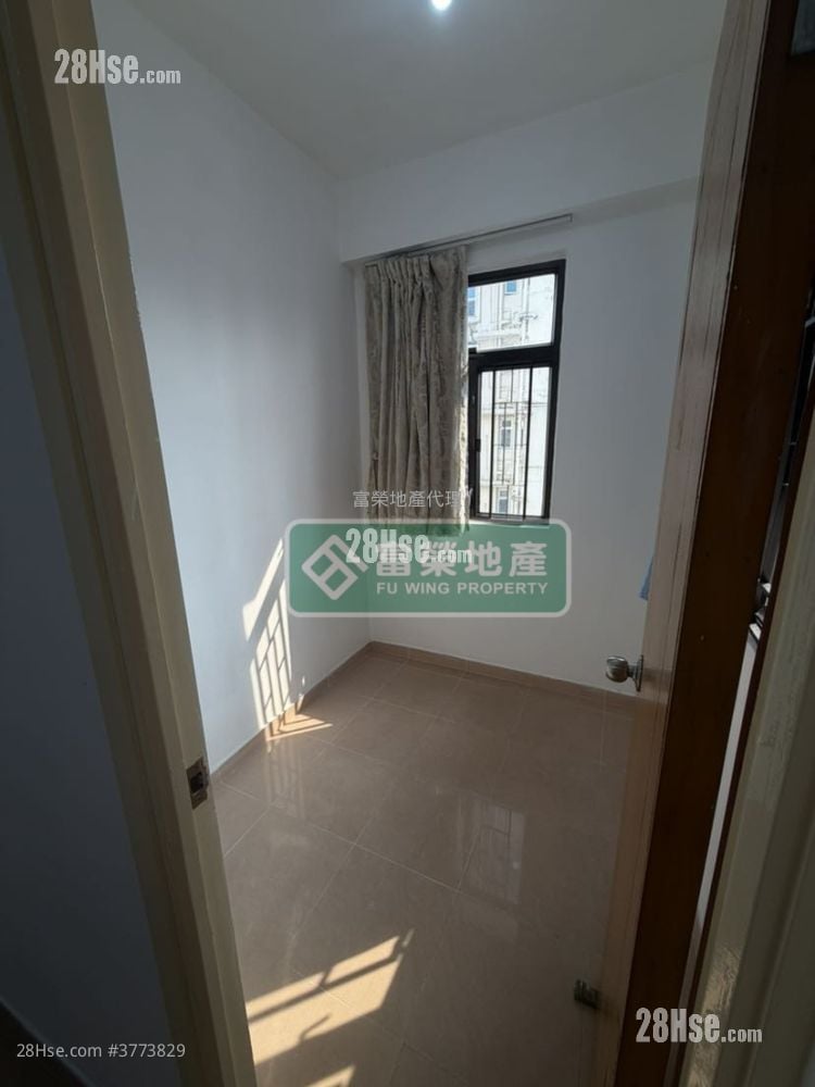 Cheng Fai Building Rental 2 Bedrooms , 1 Bathroom 271 ft²