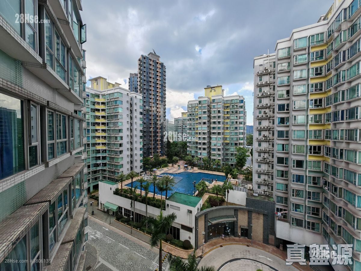 Sereno Verde Sell 3 Bedrooms 598 ft²