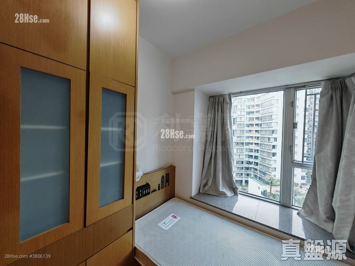 Sereno Verde Sell 3 Bedrooms 598 ft²