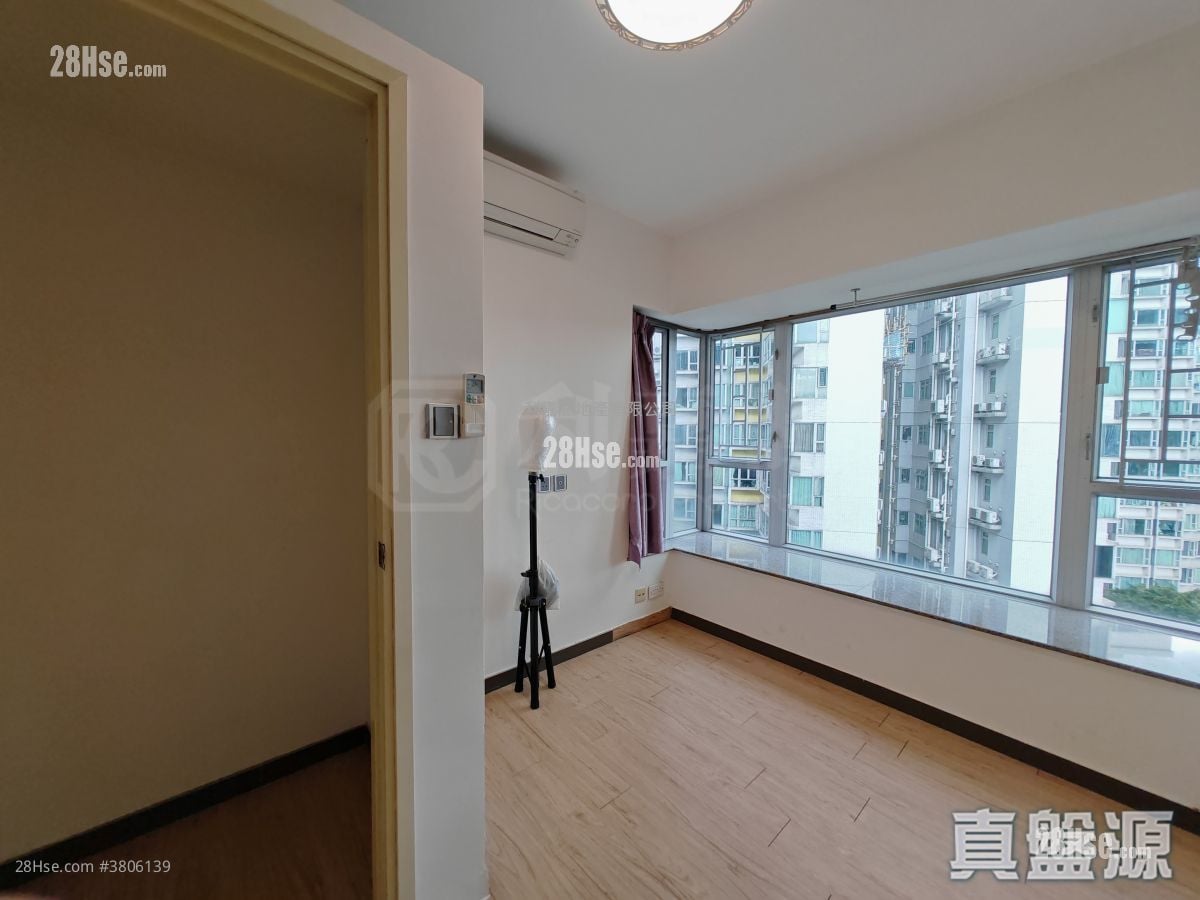 Sereno Verde Sell 3 Bedrooms 598 ft²