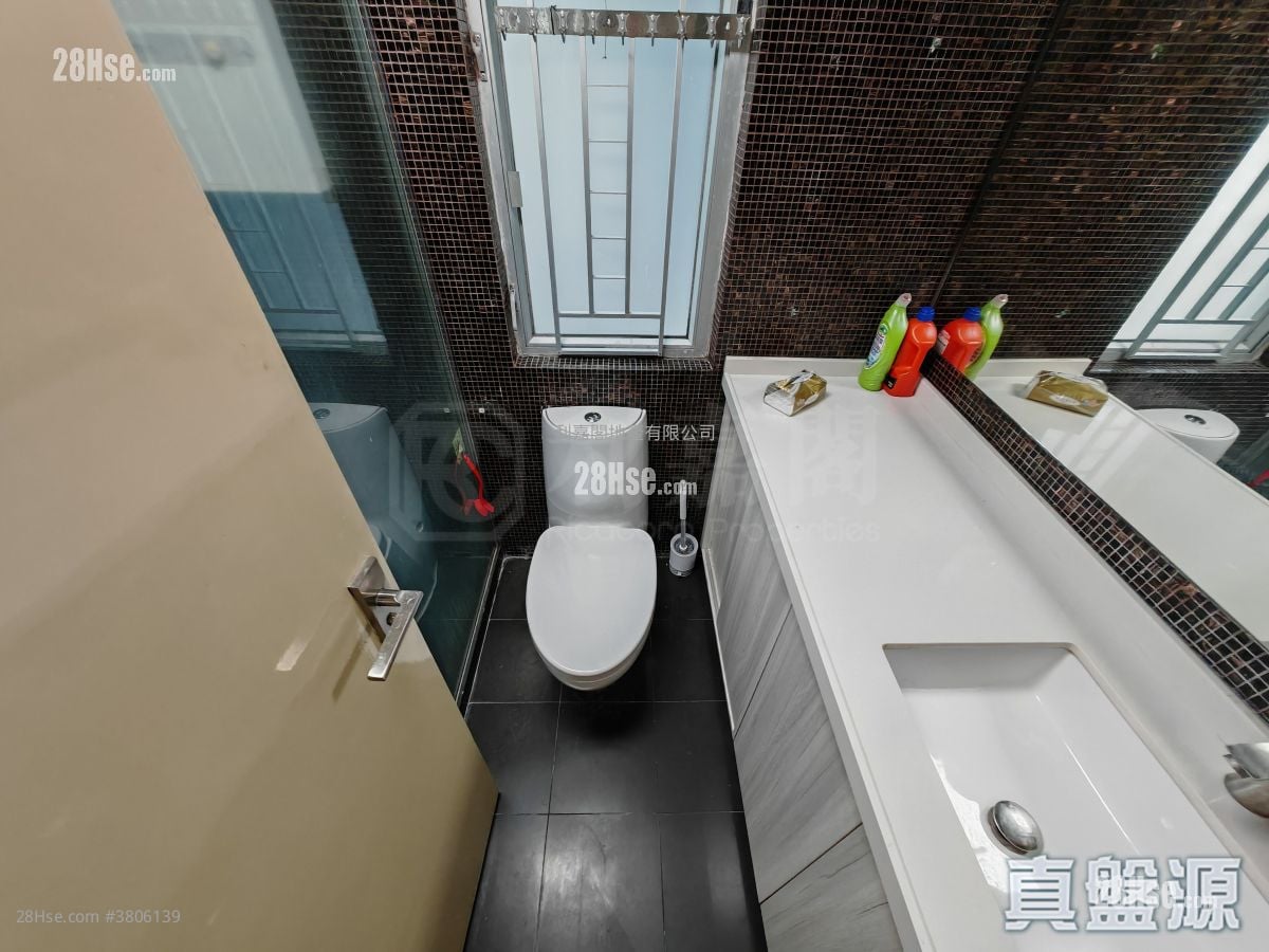 Sereno Verde Sell 3 Bedrooms 598 ft²