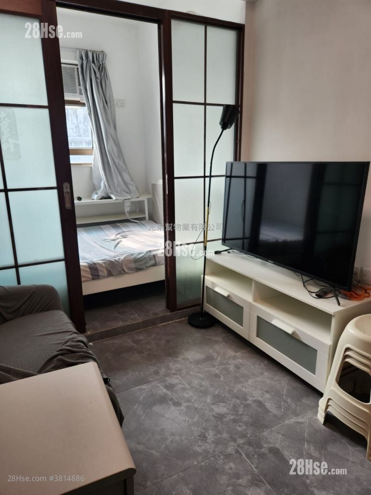 唐樓 租盤 開放式間隔 , 1 浴室 120 平方呎