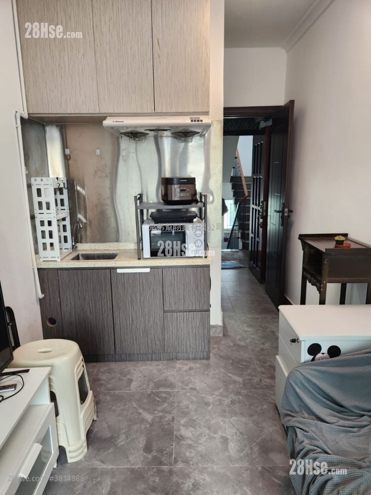 唐樓 租盤 開放式間隔 , 1 浴室 120 平方呎