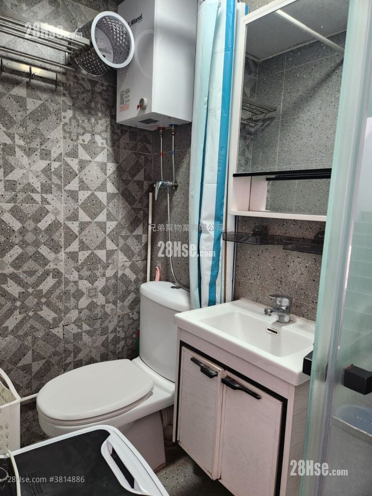 唐樓 租盤 開放式間隔 , 1 浴室 120 平方呎