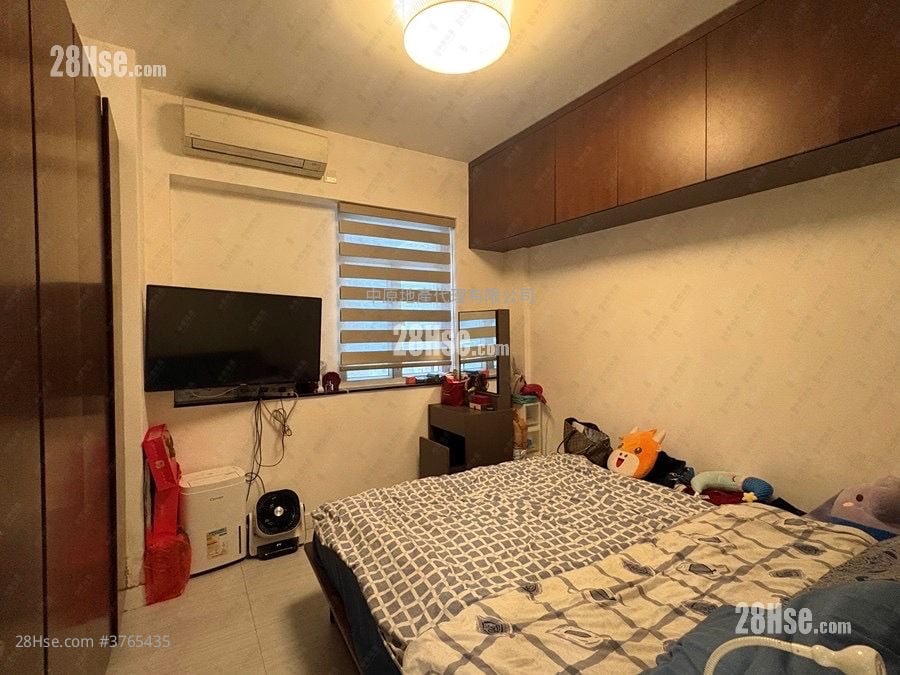 百德大廈 售盤 3 房 688 平方呎