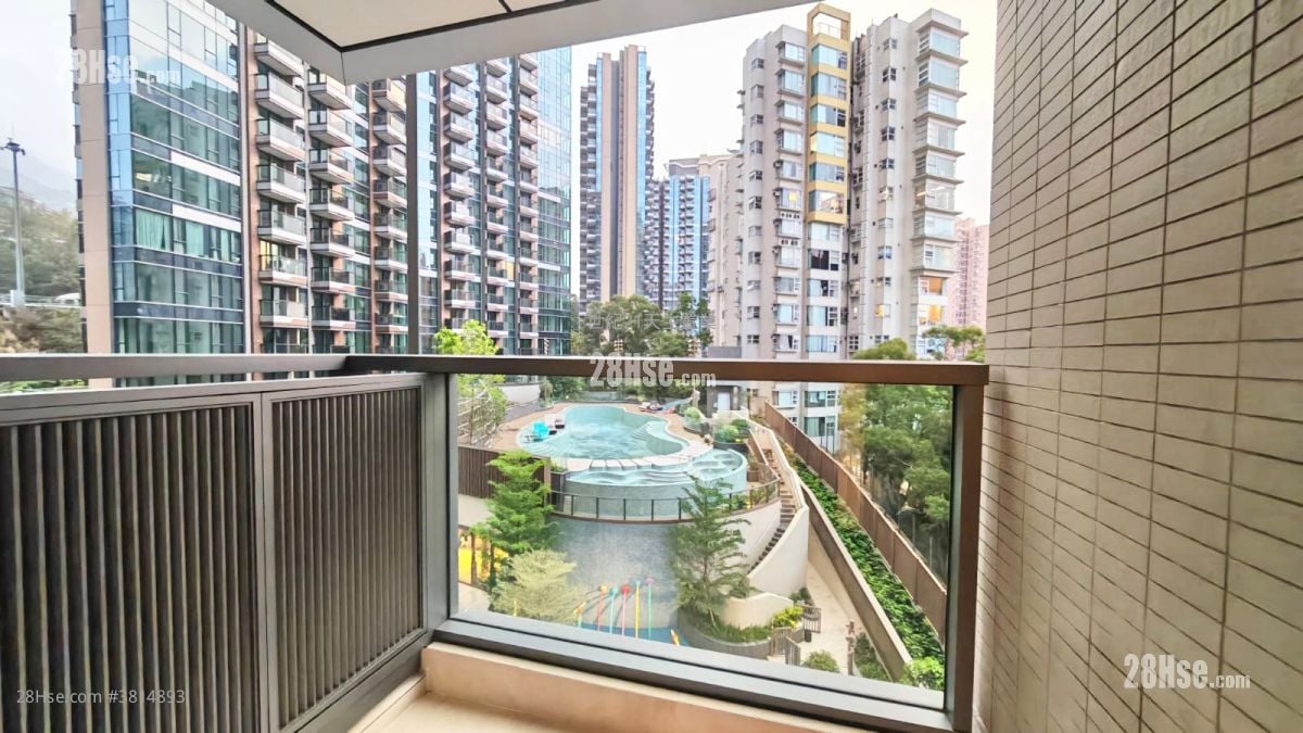 Gold Coast Bay Sell 4 Bedrooms , 3 Bathrooms 312 ft²