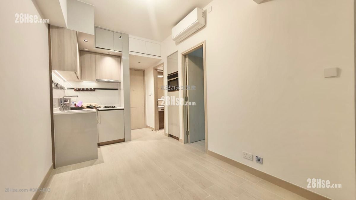 Gold Coast Bay Sell 4 Bedrooms , 3 Bathrooms 312 ft²