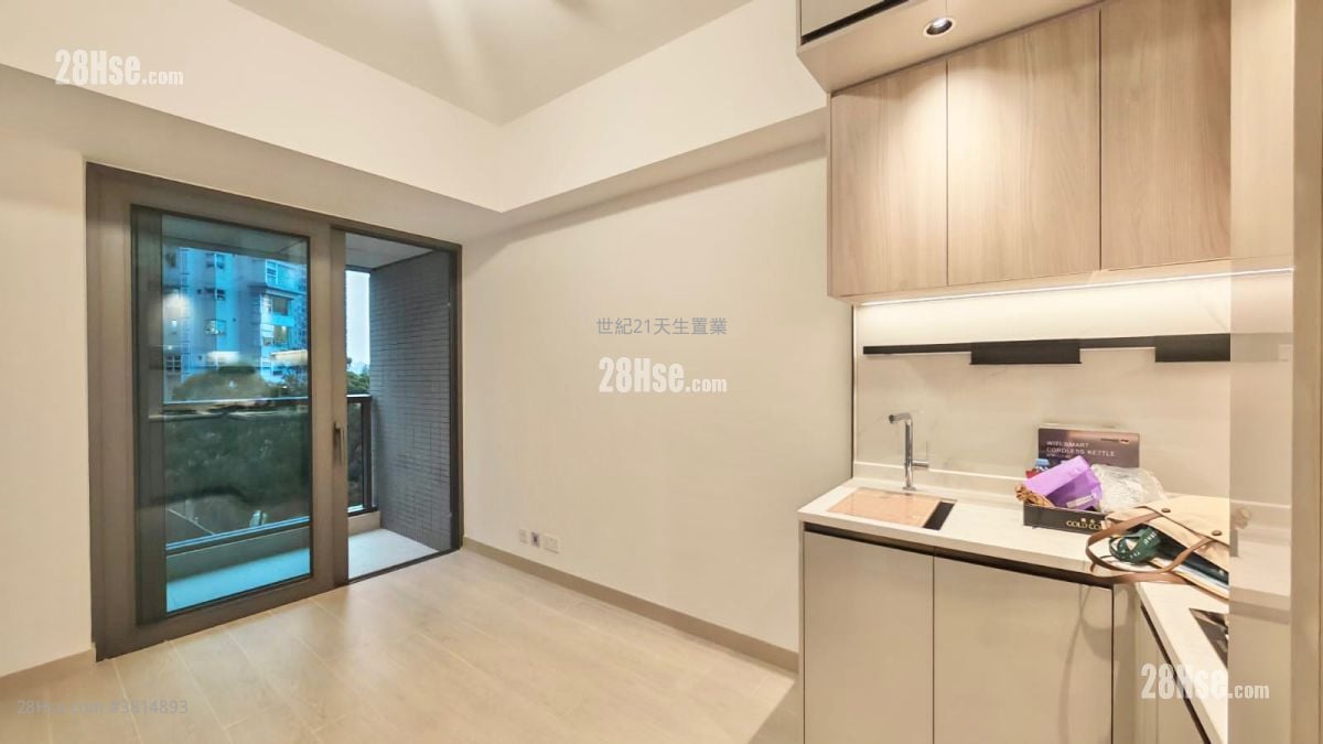 Gold Coast Bay Sell 4 Bedrooms , 3 Bathrooms 312 ft²