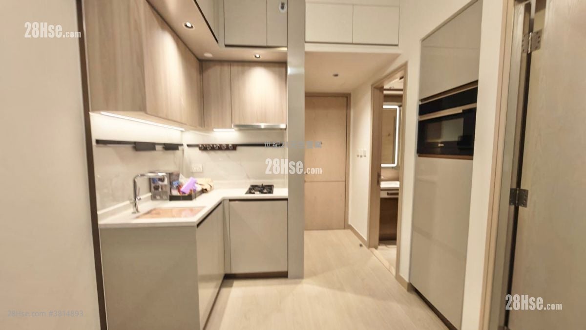 Gold Coast Bay Sell 4 Bedrooms , 3 Bathrooms 312 ft²