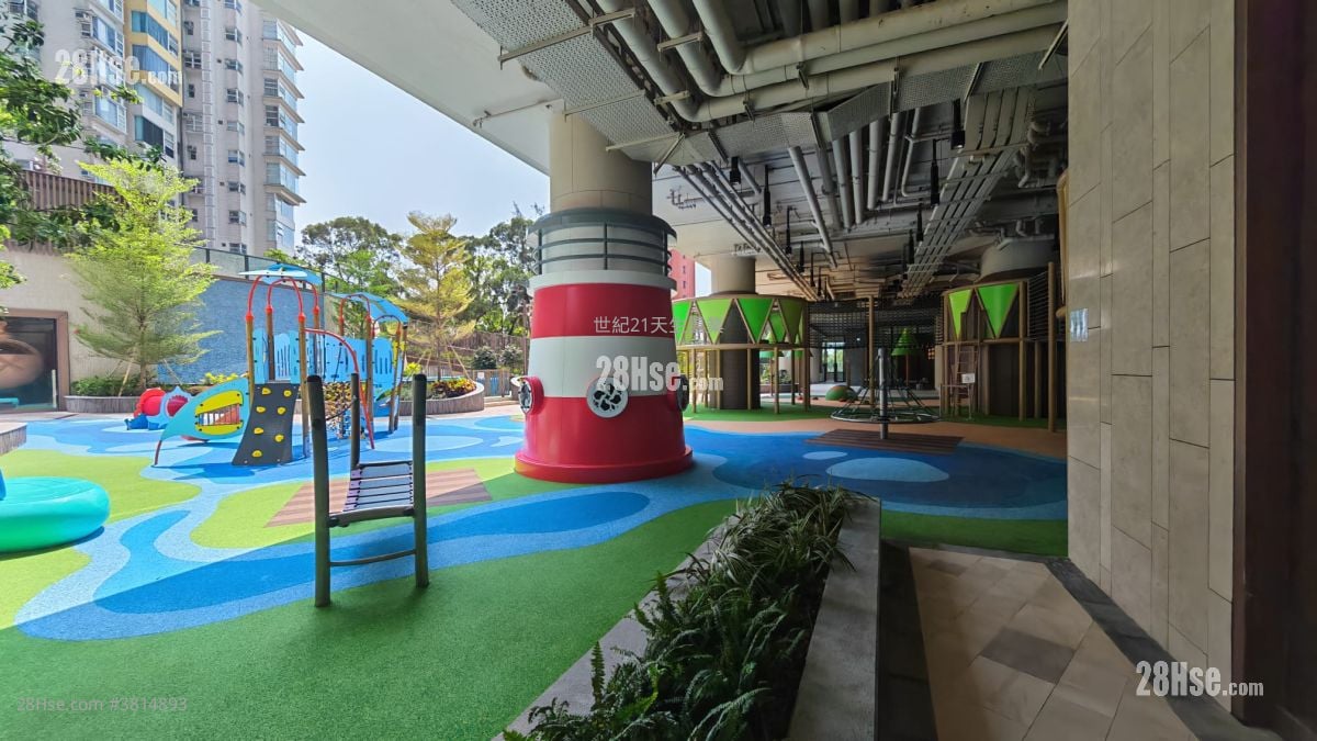 Gold Coast Bay Sell 4 Bedrooms , 3 Bathrooms 312 ft²